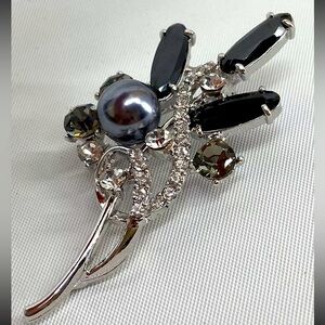 VTG Signed Faux Pearl Black Brooch